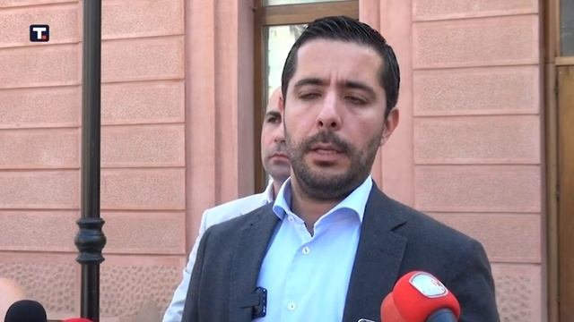 Momirović: Njihov cilj je zatvaranje Kolubare, TENT-a i Kostolca a ne briga o prirodi смотреть онлайн