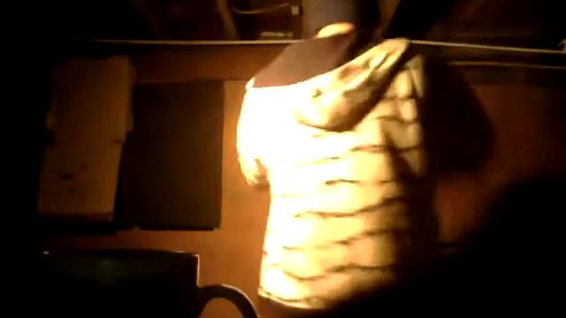 Throwing nails into boxes LBP смотреть онлайн