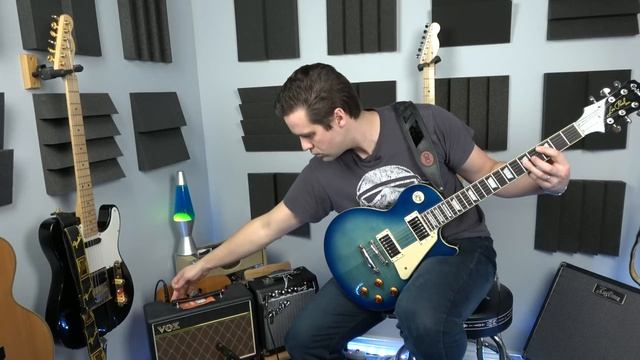 Vox Pathfinder 10 VS Fender Frontman 10G - 10 Watt Practice Amp Tone Comparison смотреть онлайн