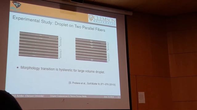 Mesoscopic simulation of droplet coalescence in fibrous porous media смотреть онлайн