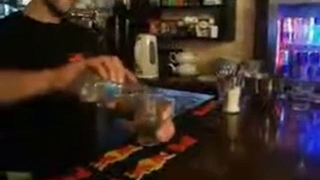 Пол стаканчика воды ).mp4 смотреть онлайн