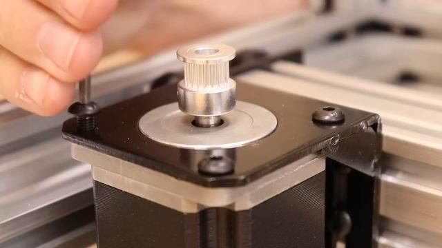 Moving Things Around With Motors! - CO2 Laser Cutter Part 3 смотреть онлайн