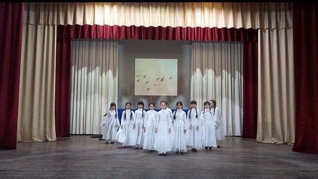 Танцевальный коллектив "Непоседы", " Журавли ". 2021 г смотреть онлайн