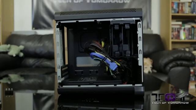 EVGA Hadron Air Mini ITX Steel PC Case Unboxing! смотреть онлайн