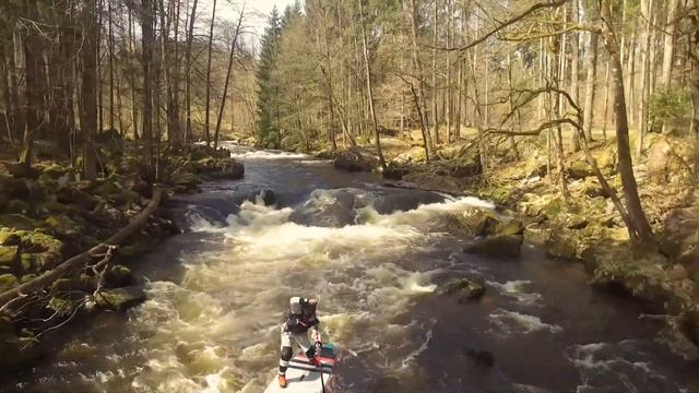 Whitewater SUP on the river Ilz a.k.a The Black Pearl смотреть онлайн