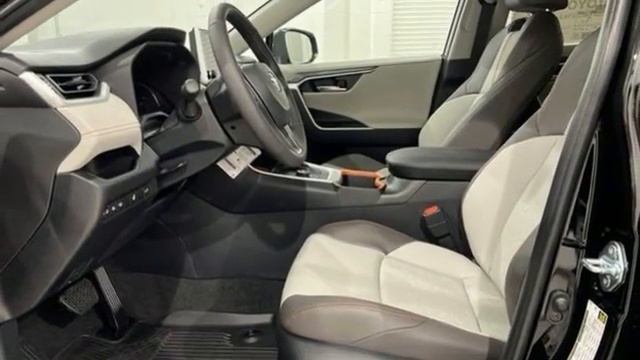 New 2024 Toyota RAV4 Frederick MD Hagerstown, WV #V4113900 - SOLD смотреть онлайн