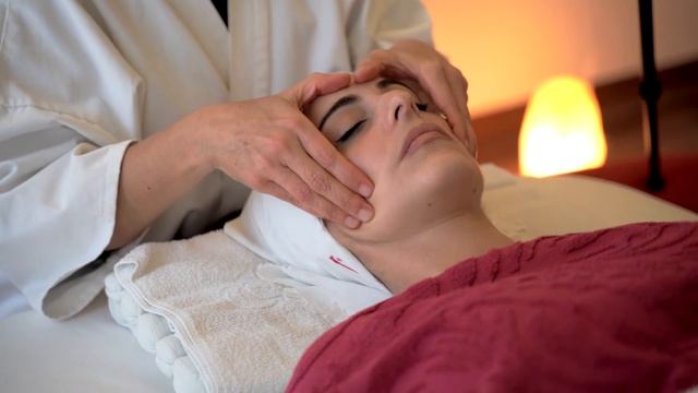 [ASMR] DEEPLY RELAXING FACIAL MASSAGE WITH TIBETAN BOWLS смотреть онлайн