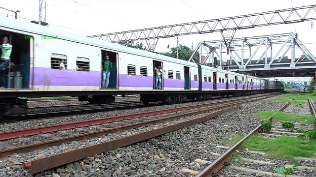 Three EMU Local Trains Crossing Back To Back Within Minute | Kolkata Local Trains Morning Rush