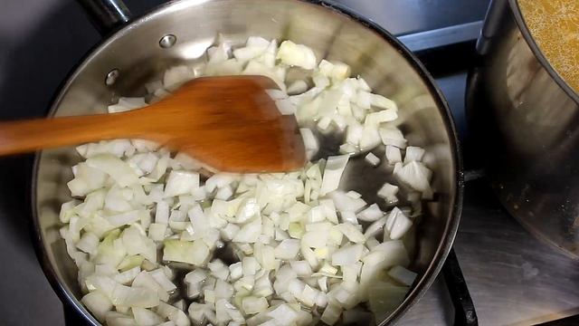 Похлебка по - суворовски рыбный суп.