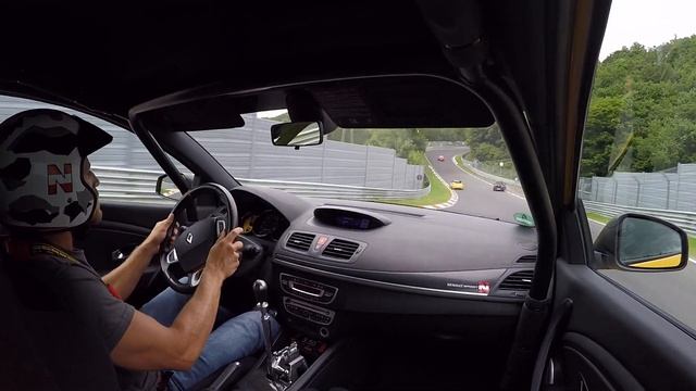 Nordschleife 10.08.19, 2x Megane 3 RS & 1x GT3RS, 8:08min BTG смотреть онлайн