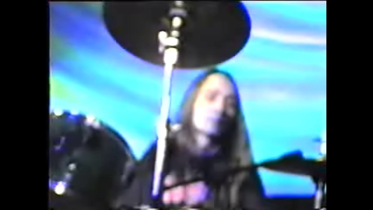 Exhumation_live_2000_club_Port смотреть онлайн