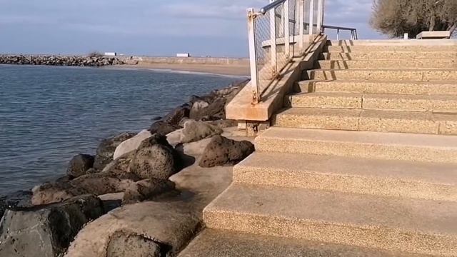 Утренняя прогулка у моря (31марта2022) смотреть онлайн