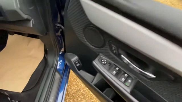 2015 BMW 216d manual 6spd смотреть онлайн