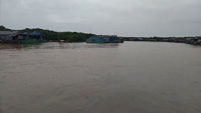Cambodia Ride Tonle Sap Ride смотреть онлайн