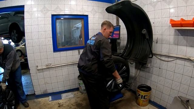 Шиномонтаж Миура - начало сезона 2024. МИНСК (пер. Промышленный 11/2) смотреть онлайн