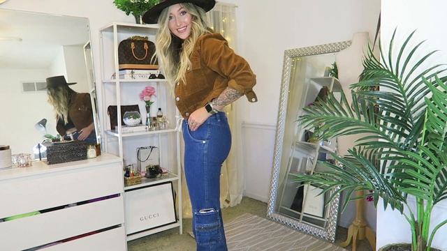How I Shop Sustainably - How To Shop and Style Thrift Store Finds смотреть онлайн