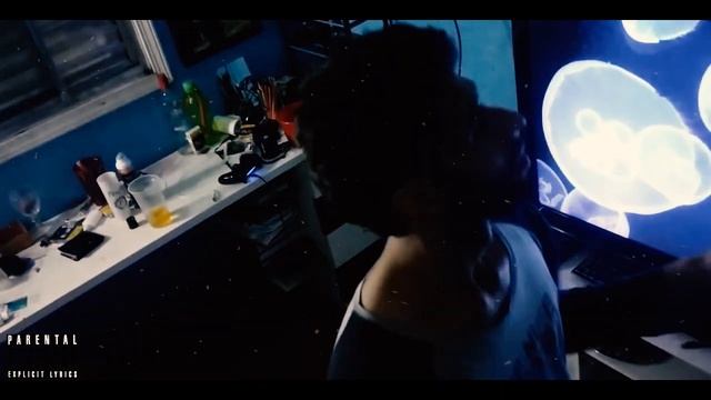 LUX - SOFÁ NA SALA (Feat. Makaveli) смотреть онлайн