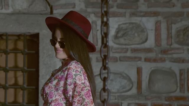 Zena Aliu - Te dua смотреть онлайн