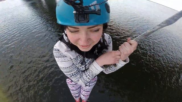 Прыжок с моста камера шлем видео № 17 смотреть онлайн