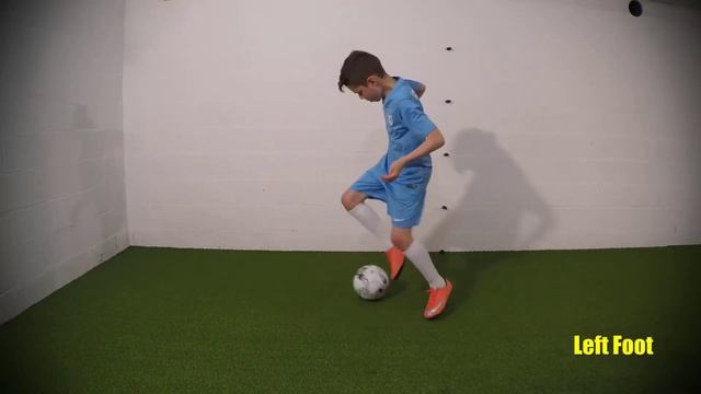 Shuffle Scissor Skip Behind - Fast Footwork Drills - Soccer (Football) Training for U12-U13 смотреть онлайн
