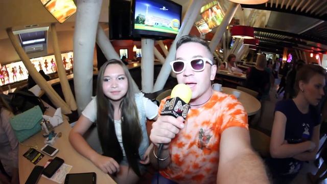 VJ LOPATIN & Ангелина интервью!Тема бар смотреть онлайн