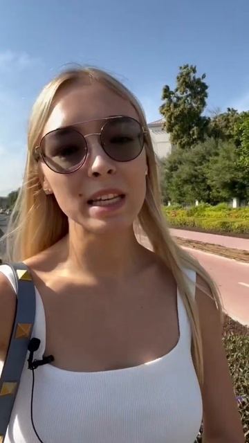 Как вам такая опция по оплате парковки? #парковка #дубай #инфраструктура #город #городскаясреда