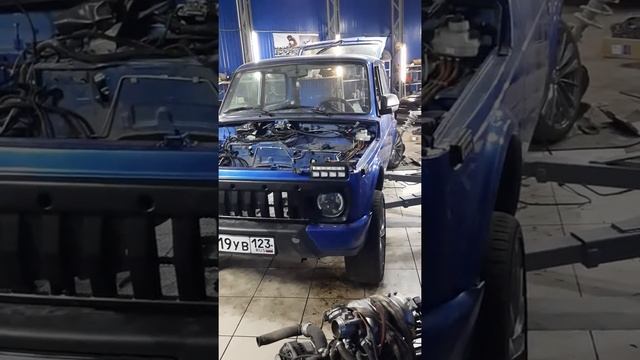 Нива с v8 #ниваv8 #нивасвап #nivav8 #rdsgarage смотреть онлайн