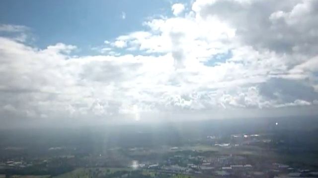 PA28 taking off Filton Bristol 2012 смотреть онлайн