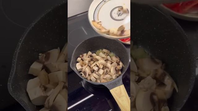 ТАЙСКИЙ СУП ТОМ-ЯМ ПО-СВОЕМУ