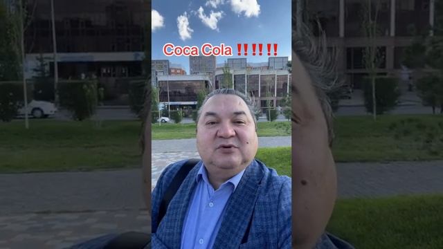 не верьте ему, он жирный и ест бургеры