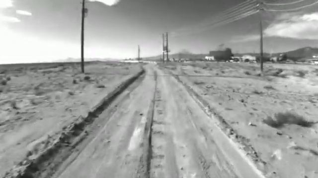 Alice's Crash (road-finding camera) смотреть онлайн