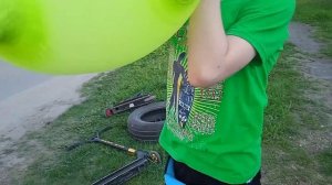 2 часть надуваем крокодила