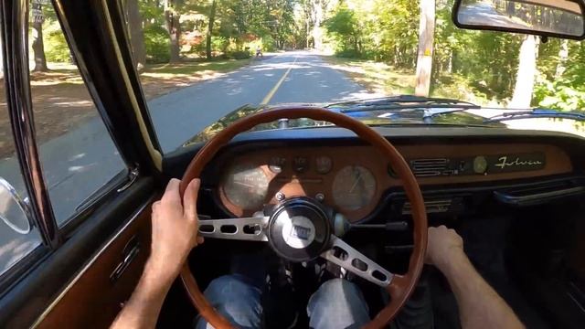 1972 Lancia Fulvia - Exhaust Like a Swarm of Angry Bees! (POV Binaural Audio) смотреть онлайн