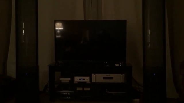 Mac mini- Wadia - mcintosh mc50- Martin Logan смотреть онлайн