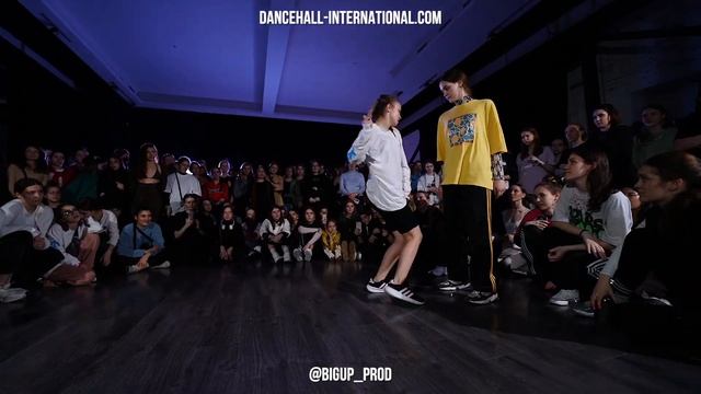 DANCEHALL INTERNATIONAL 2022 - 1VS1 PRO BATTLE| YUMMY vs DEREVYANKO JULIA (WIN) смотреть онлайн