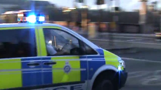 British Transport Police Mercedes Vito On An Emergency Call смотреть онлайн