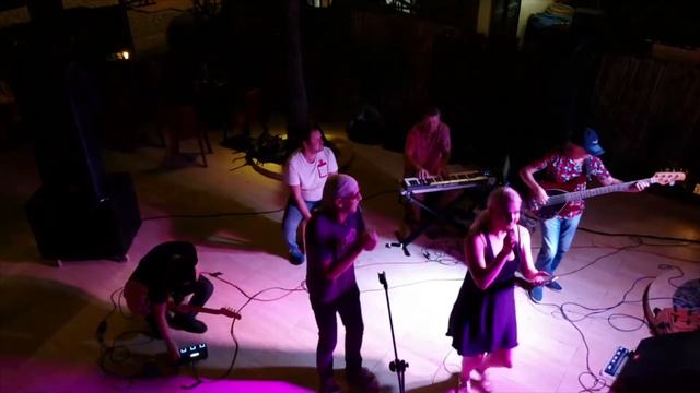 Savina in Nha Trang, Vietnam смотреть онлайн