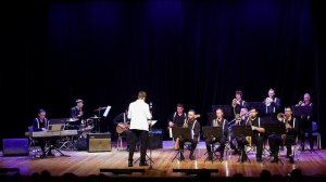 "Валенки" - Русская народная песня с джазовым оркестром