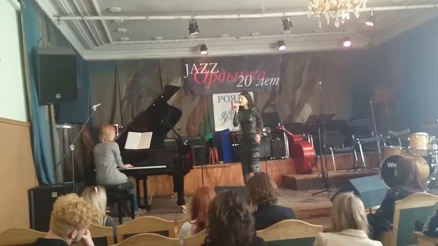 Ребекка Оганесян(класс преп. Толстовой Н.Н.)-His Eye Is on the Sparrow. Рояль в джазе 2015. смотреть онлайн