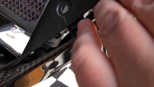 Vlog 2.7 Ilmberger Carbon Bellypan DIY BMW S1000RR смотреть онлайн