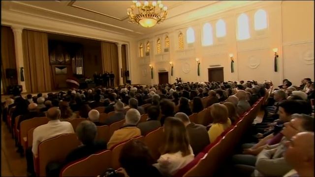 Prezident və birinci xanım görkəmli bəstəkar Arif Məlikov ilə vida mərasimində iştirak ediblər смотреть онлайн