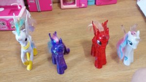 Пони учатся в школе. Ирина, Зора, Луна, Каденс, Силестия