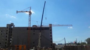 Работа автокрана Zoomlion QY80V 80 тонн - демонтаж башенного крана