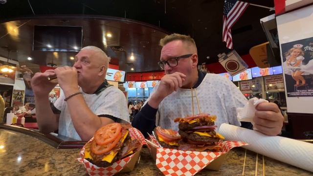 HEART ATTACK GRILL Vegas 20,000 Calorie Octuple Bypass Challenge DID I GET SPANKED? смотреть онлайн