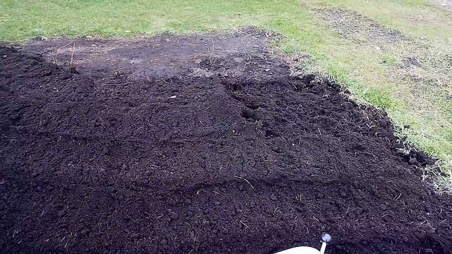 Вспашка земли . смотреть онлайн