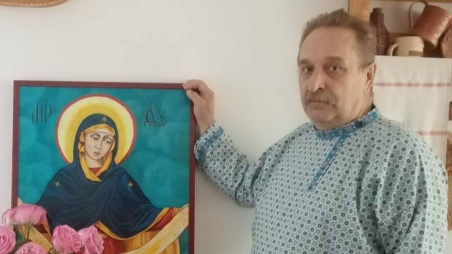 Обзор картинной выставки "Там, где спят древние Боги" смотреть онлайн