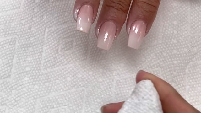 Easy to do Pink and white ombré with gel color/chia sẻ cách làm ombré trắng Hồng bằng màu GEL #easy смотреть онлайн