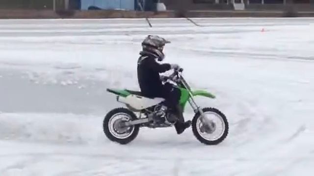 Motocross, speedway on ice lake, Moscow Krylo RRG moto смотреть онлайн