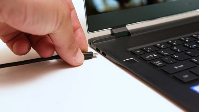 Acer Swift 7 Ultrabook Review Si Experienta In Utilizare