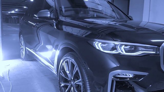 BMW X7 смотреть онлайн